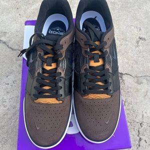 NWT- Nike Ishod PRM- mens size 12